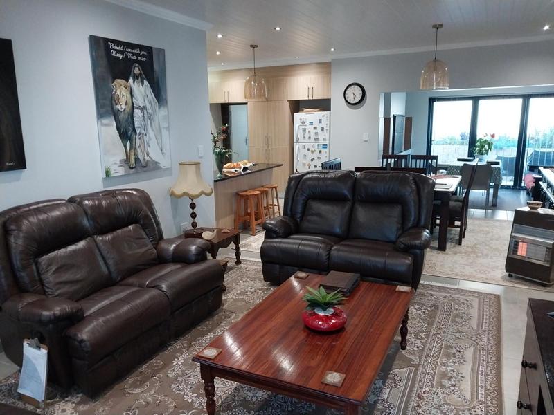 3 Bedroom Property for Sale in Blue Mountain Village Western Cape